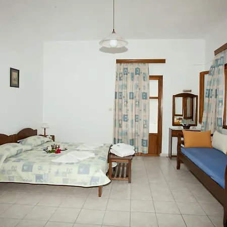 Ξενοδοχείο με διαμερίσματα απόλαυση στούντιο 2*