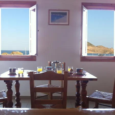 απόλαυση στούντιο 2*