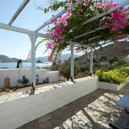 Ξενοδοχείο με διαμερίσματα απόλαυση στούντιο 2*