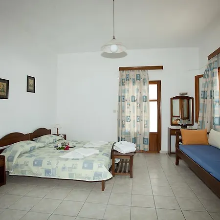 Ξενοδοχείο με διαμερίσματα απόλαυση στούντιο 2*