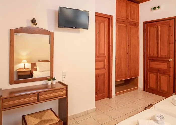 Apolafsis 2* Grikos Bay (Patmos)