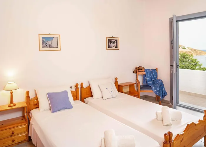 Apolafsis Grikos Bay (Patmos)