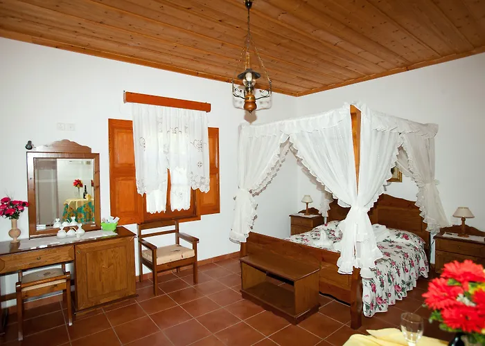 Apolafsis شقة فندقية Grikos Bay (Patmos)