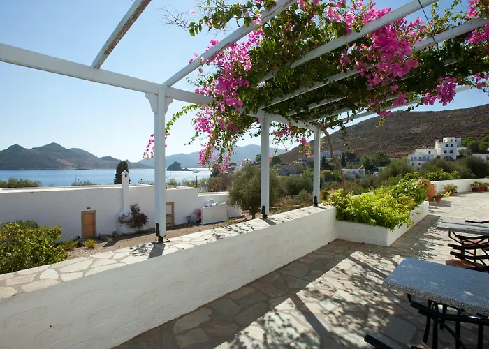 شقة فندقية Apolafsis 2*