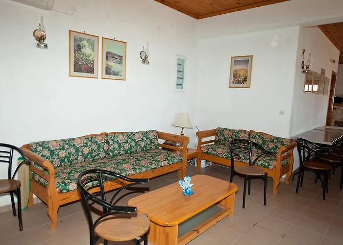 شقة فندقية Apolafsis 2*